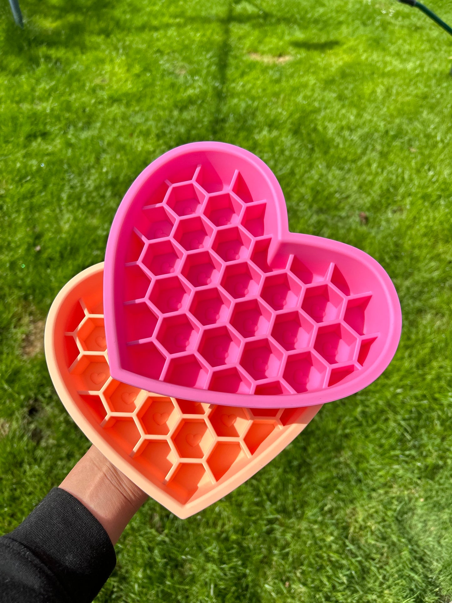 Heart bowl feeder + spatula + cleaning tool